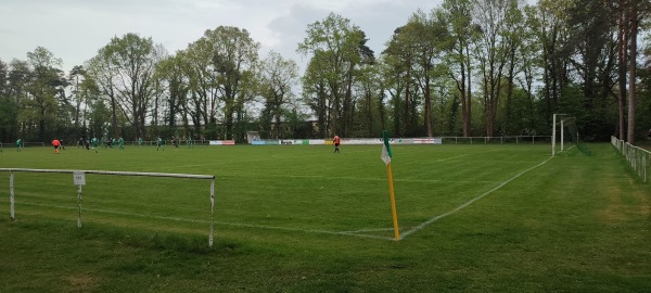 Sportanlage Burgdorfer Weg - Uetze-Katensen