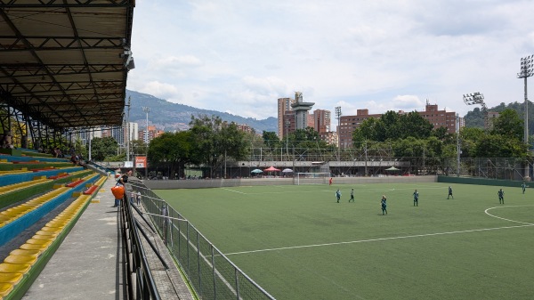Cancha de Fútbol Marte No. 1 - Medellín
