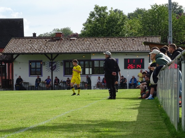 Albin-Jahn-Sportplatz - Feilitzsch-Zedtwitz