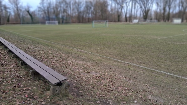Stadion SOSiR w Słubice Boisko obok 3 - Slubice