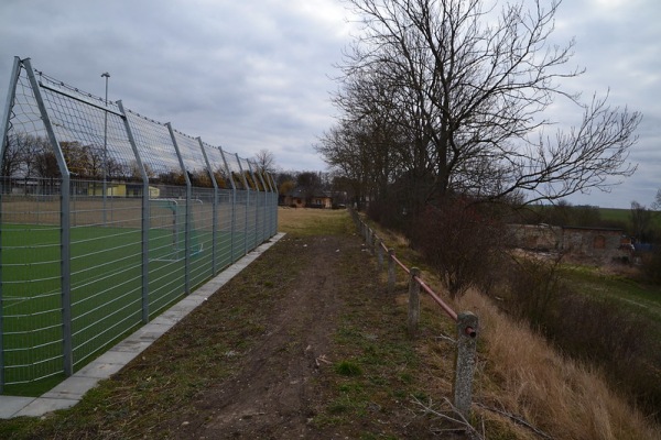 Sportplatz Unseburger Straße - Borne bei Staßfurt