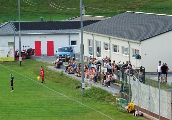 Sportanlage in den Waldhäusern - Helfenberg