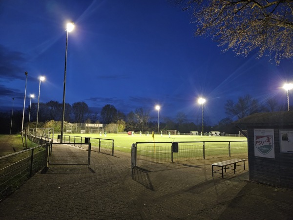 Bezirkssportanlage Furtwängler Straße Platz 2 - Hilden