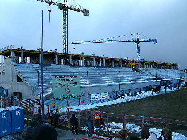 Stadion Dolcanu Ząbki - Ząbki