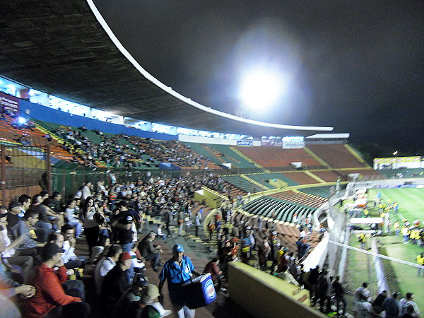 Estádio Doutor Oswaldo Teixeira Duarte - São Paulo, SP