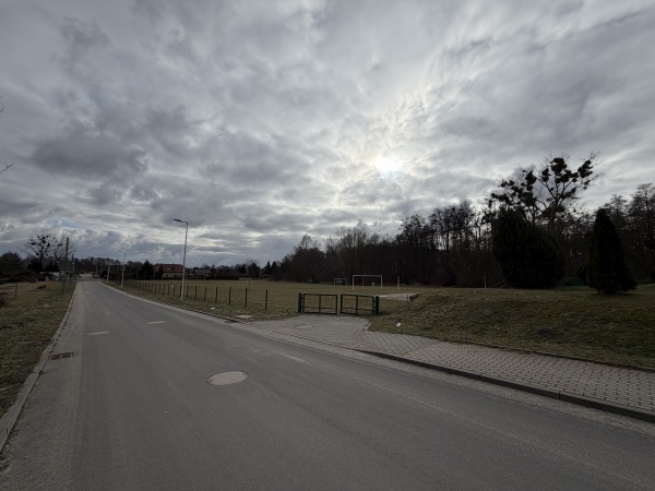 Boisko Moczyły - Moczyły