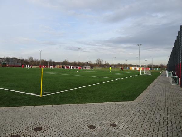 Arena-Sportpark Platz 3 - Düsseldorf-Stockum