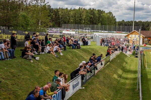 Manfred-Zollner-Stadion - Cham-Vilzing