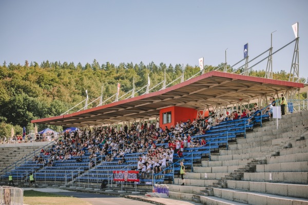 Atletický stadion Karlovy Vary - Karlovy Vary-Tuhnice