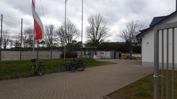 Brucknerstadion Nebenplatz - Köln-Porz-Urbach