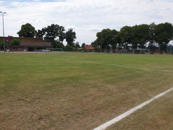 Sportanlage an der Schule - Kutenholz