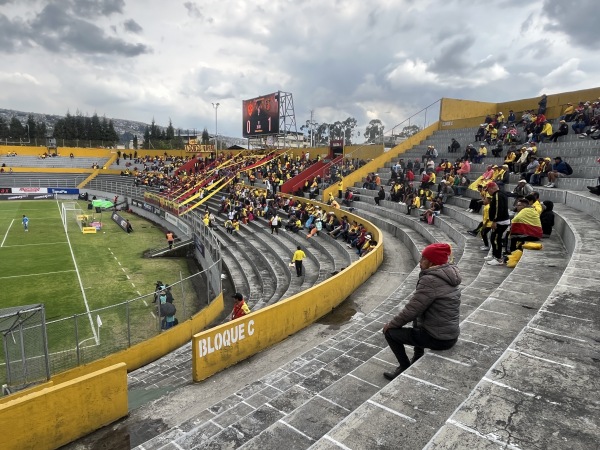 Estadio Gonzalo Pozo Ripalda - Quito