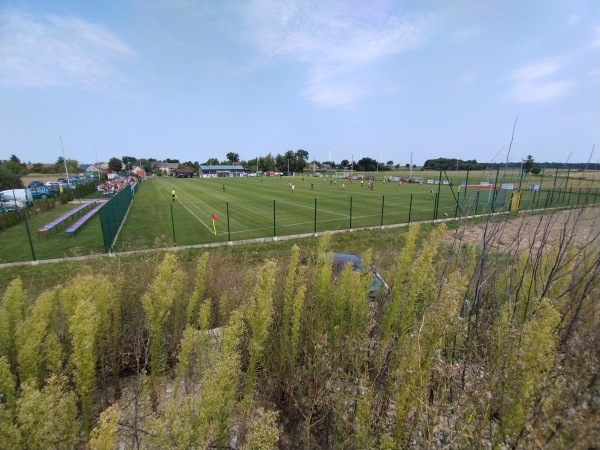 Stadion w Starowicach - Grodków