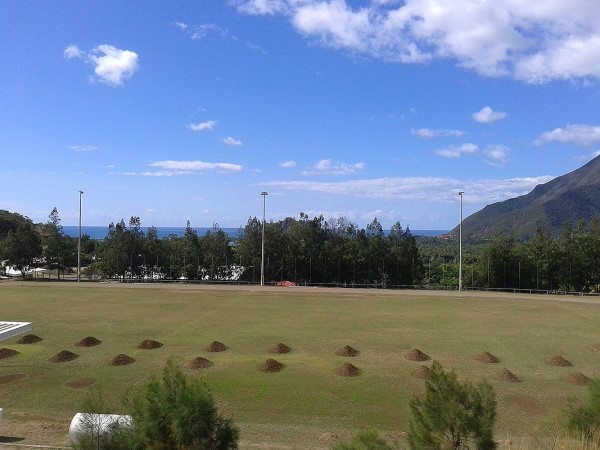 Stade Edouard-Pentecost - Thio
