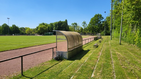 Bezirkssportanlage Heinrich-Becker-Straße - Frankfurt/Main-Nieder-Eschbach