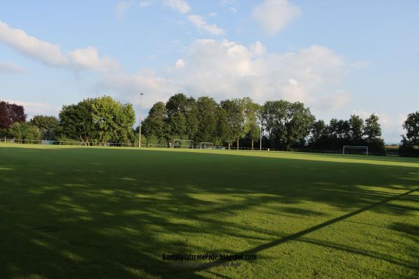 Stadion Fuchsgrube Nebenplatz 1 - Köngen