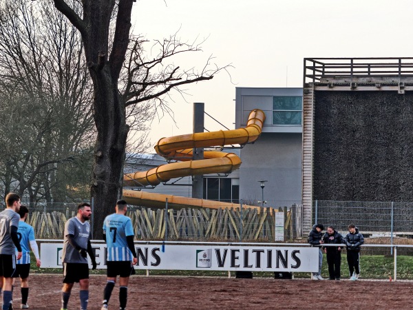 Sportzentrum Große Wiese Platz 2 - Arnsberg-Neheim-Hüsten