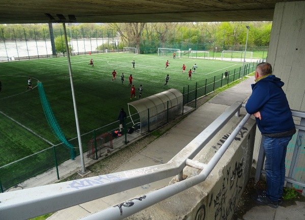 Futbalové ihrisko v areáli FTVŠ UK - Bratislava-Karlova Ves