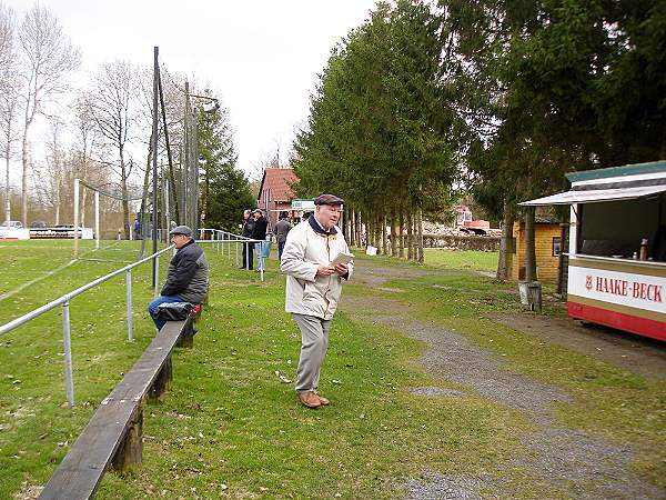 Platz bei Postels - Vollersode-Bornreihe