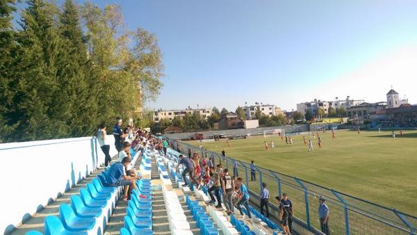 Stadiumi Kamza - Kamëz (Kamza)