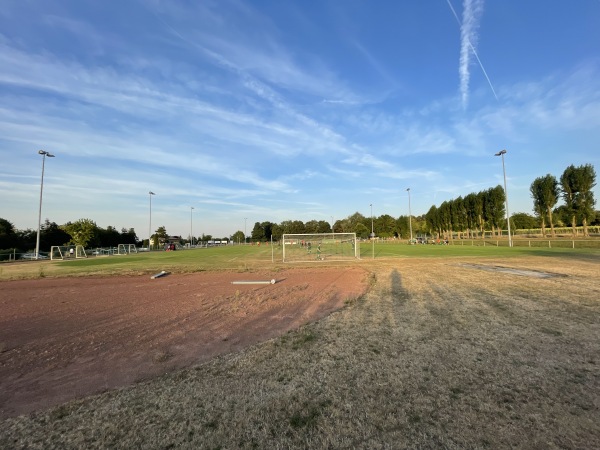 Sportplatz Rodheimer Straße - Rosbach vor der Höhe-Nieder-Rosbach
