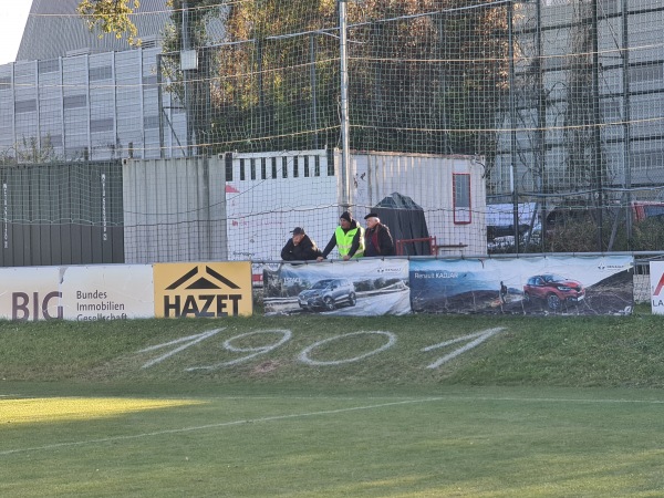 Sportplatz Grasbergergasse / Rennweg - Wien