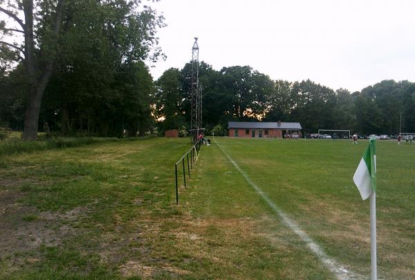 Siegfried-Lange-Platz - Bleckede-Karze