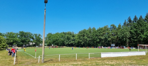 Sportanlage am Eichenhain - Kremmen-Flatow