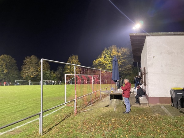 Sportplatz Glauberger Weg - Altenstadt/Hessen-Heegheim