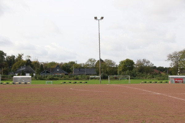 Sportanlage Am Vogeldriesch Platz 2 - Linnich-Tetz