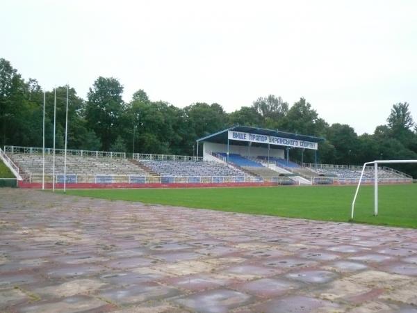 Stadion Naftovyk - Nadvirna