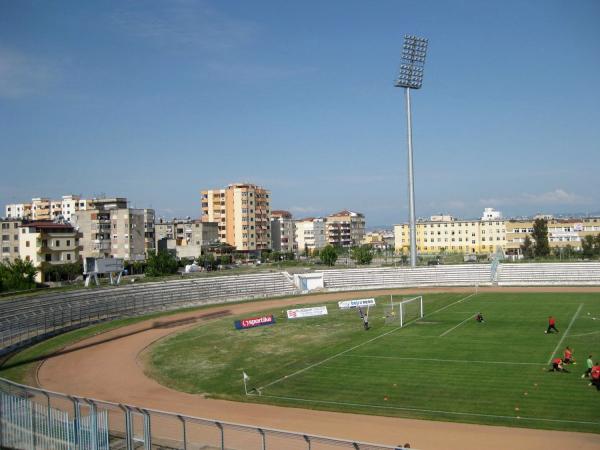 Stadiumi Niko Dovana - Durrës