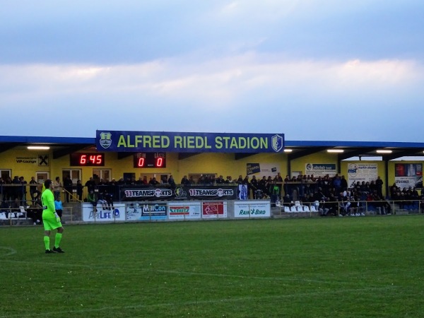 Alfred Riedl Stadion - Grafenwörth