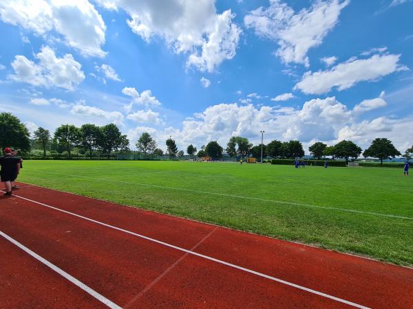 Sportpark zur Au Platz 2 - Neumarkt/Oberpfalz-Woffenbach