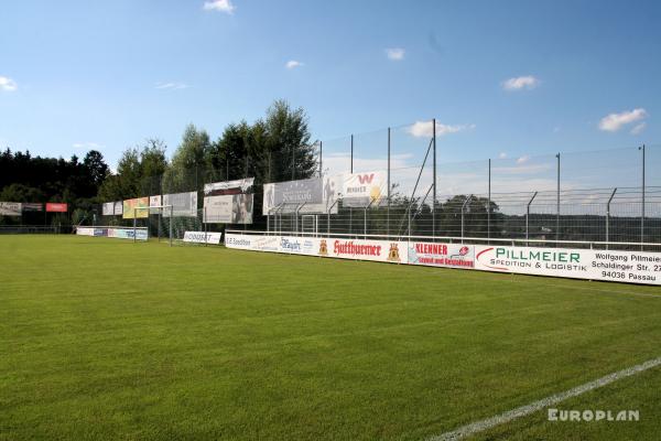 Sportanlage Reuthinger Weg  - Passau-Heining