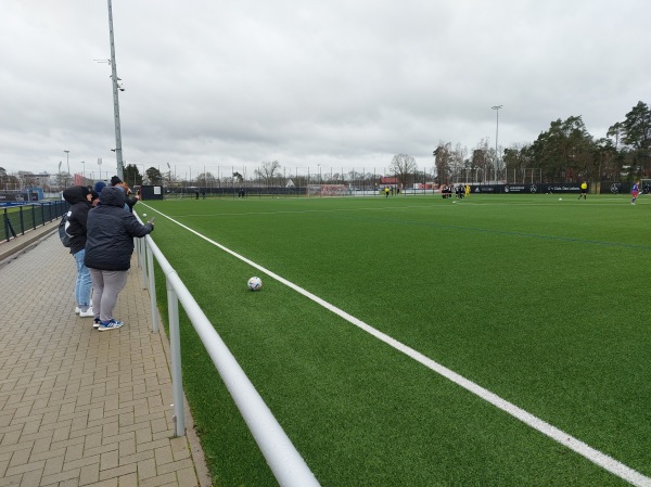 Sportpark Valznerweiher Platz 8 - Nürnberg-Zerzabelshof