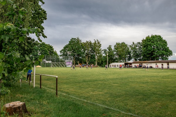Sportplatz an der Floßmühler Höh' - Grünhainichen-Borstendorf