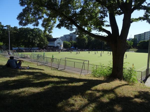 Sportanlage Apenrader Straße - Köln-Neuehrenfeld