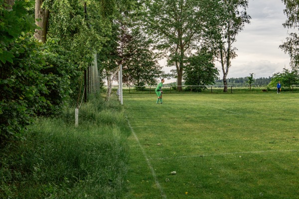 Sportplatz an der Floßmühler Höh' - Grünhainichen-Borstendorf