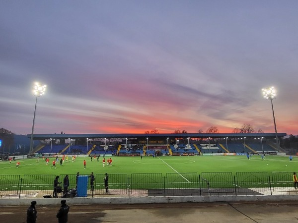 Tovuz şəhər stadionu - Tovuz