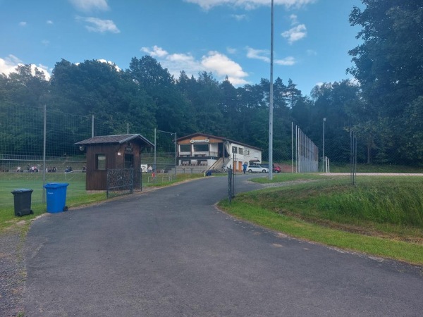 Sportgelände auf der Eich - Kleinkahl-Kleinlaudenbach