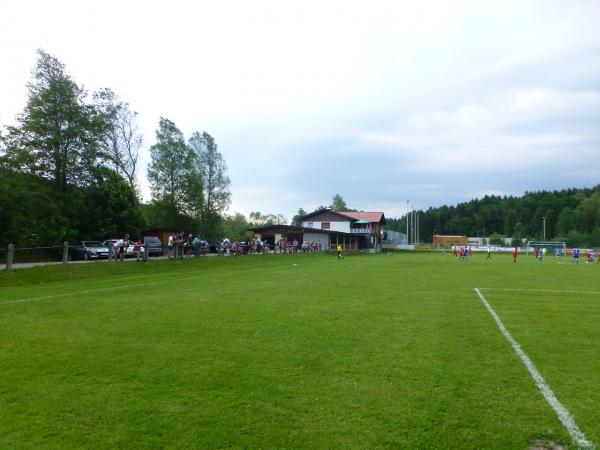 Sportplatz Schneegattern - Krenwald