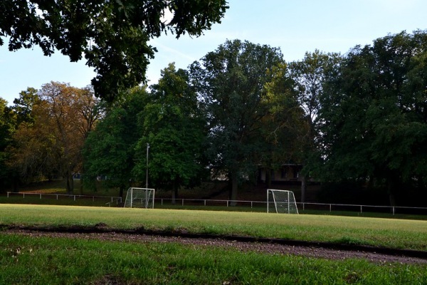 Sportplatz Wolfsbau - Gommern-Leitzkau