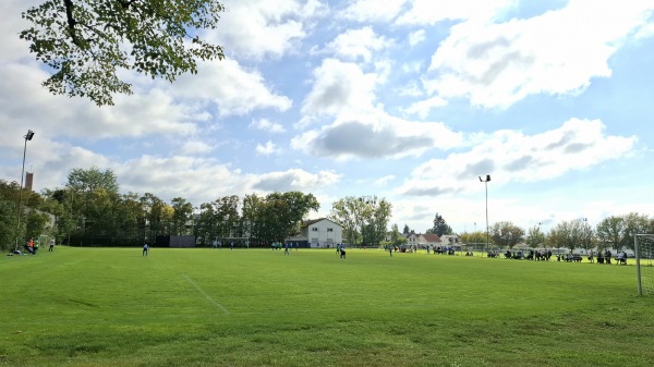 Sportanlage Kronstädter Weg Platz 3 - Darmstadt-Heimstättensiedlung