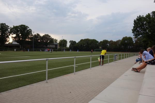 Hermann-Dropmann-Bezirkssportanlage Platz 2 - Kaarst-Büttgen