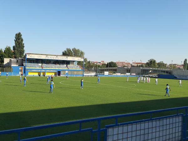 Stadion pokraj Jadra - Solin