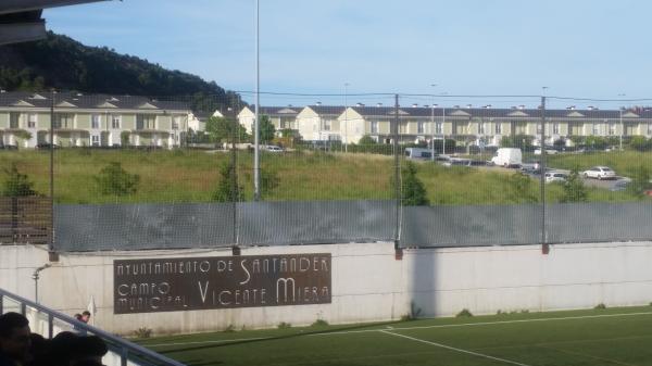 Campo de Fútbol Vicente Miera - Santander, CB