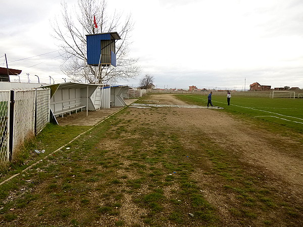 Stadiumi Agron Rama - Obilić