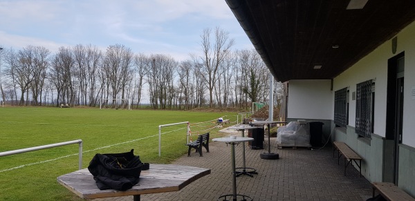 Sportplatz In der Mähne - Anröchte-Berge