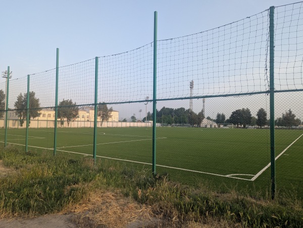 Do'stlik stadioni sun'iy qoplamali maydon 2 - Do'stlik